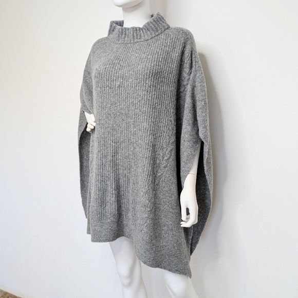 Super Soft Fuzzy Grey Thick Oversized Blanket Poncho Sweater Cowl Turtleneck - Picture 2 of 6